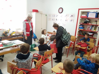 Mali humanitarci – posjet Crvenom križu - slika broj: 10