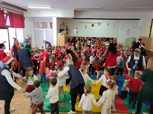 BOŽIĆNE PRIREDBE  U VRTIĆU - slika broj: 10