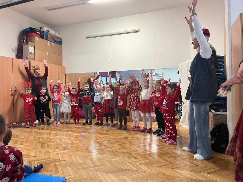 BOŽIĆNA PRIREDBA U TOMAŠEVIĆEVOJ - slika broj: 3