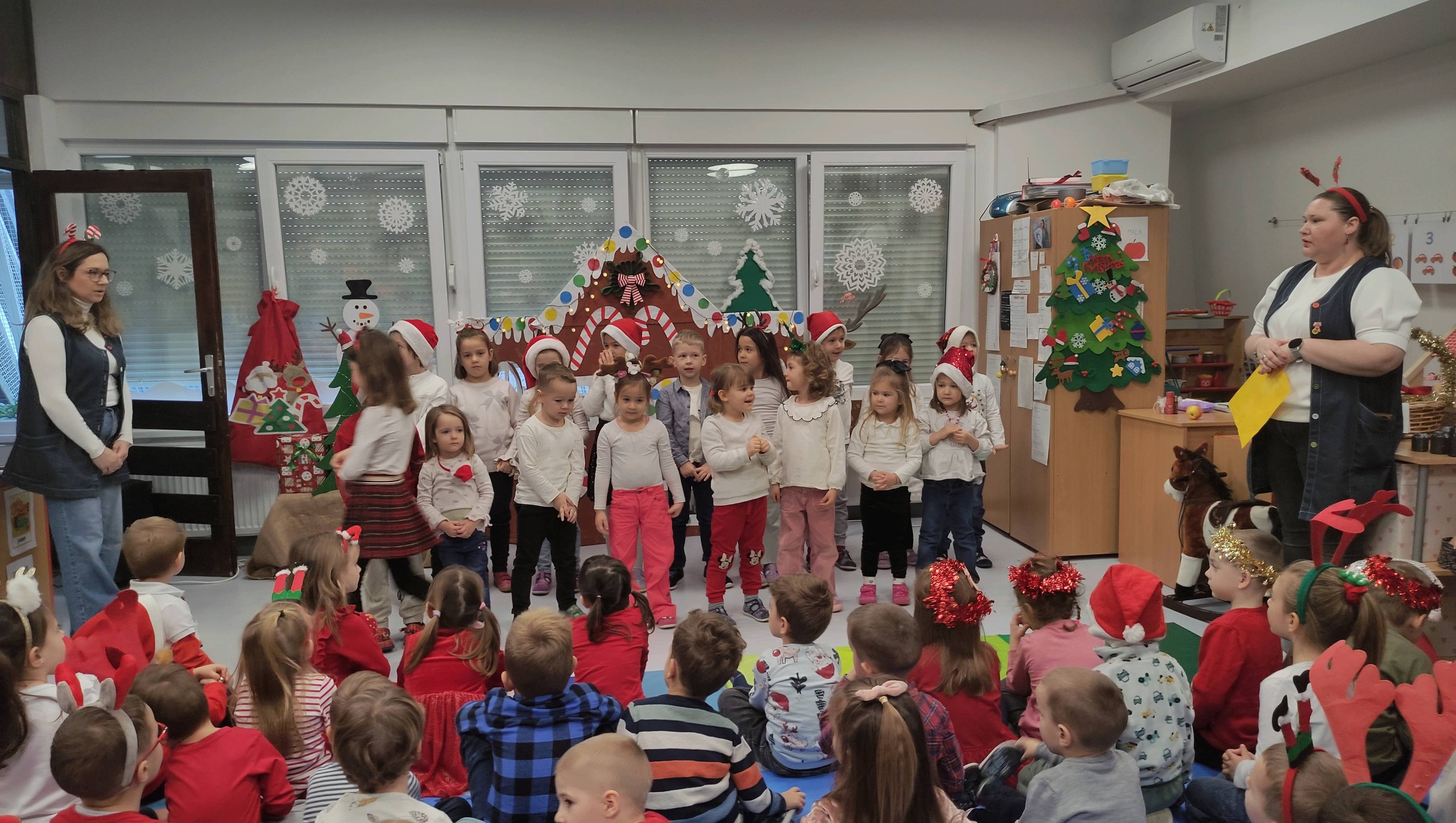 Božićna priredba u PO Koprivnička - slika broj: 9