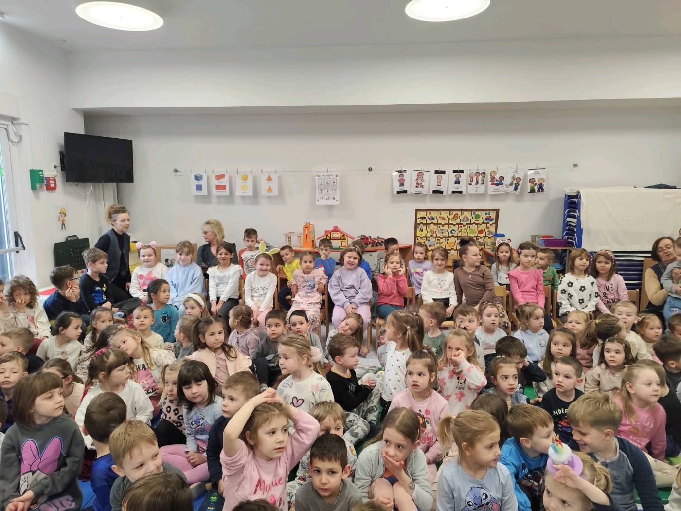 Glumačka predstava u područnom objektu Koprivnička - slika broj: 3